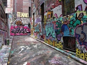 Una delle coloratissime vie di Melbourne