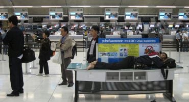 Dormire in aeroporto: come e dove?