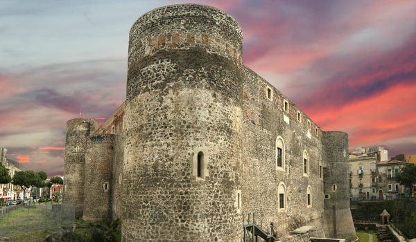 Uno scorcio di Catania, tra le mete preferite dagli italiani per l'estate 2013