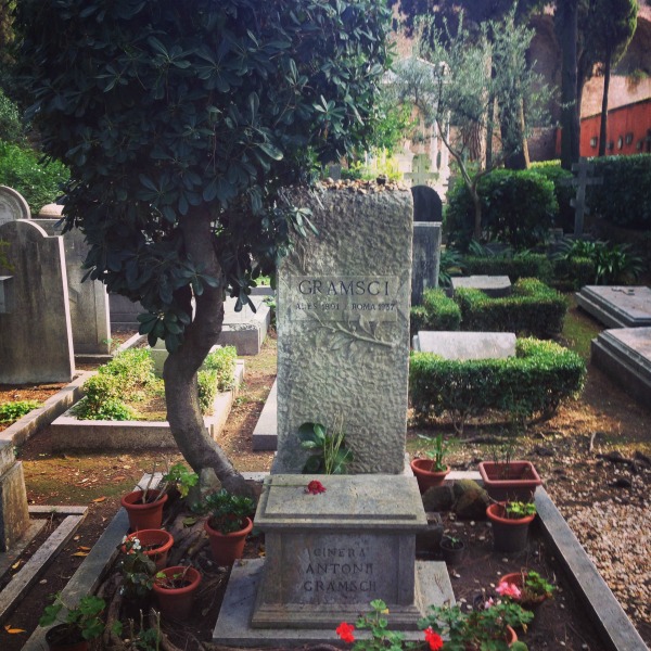 Tomba di Gramsci, Cimitero del Testaccio a Roma.