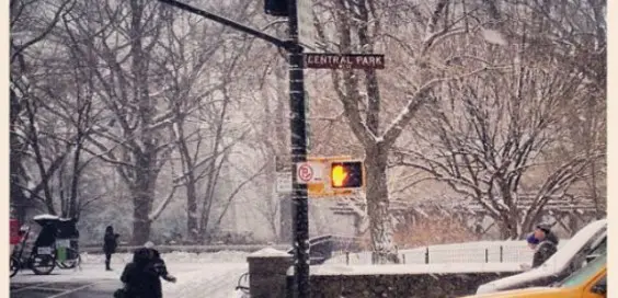 new york sotto la neve