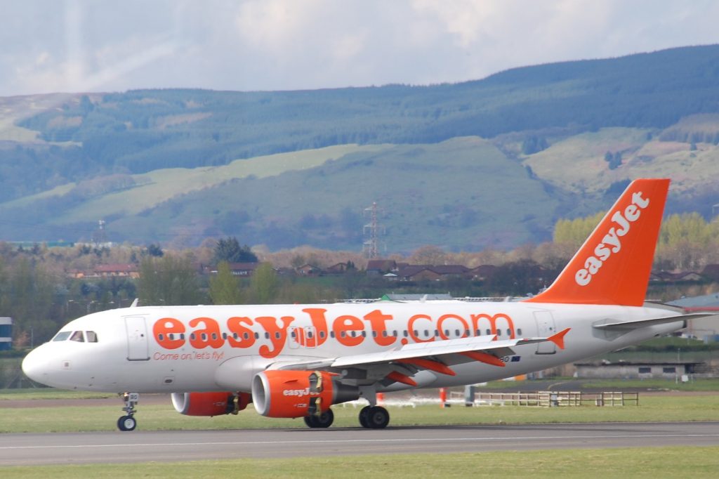  Aereo easyJet