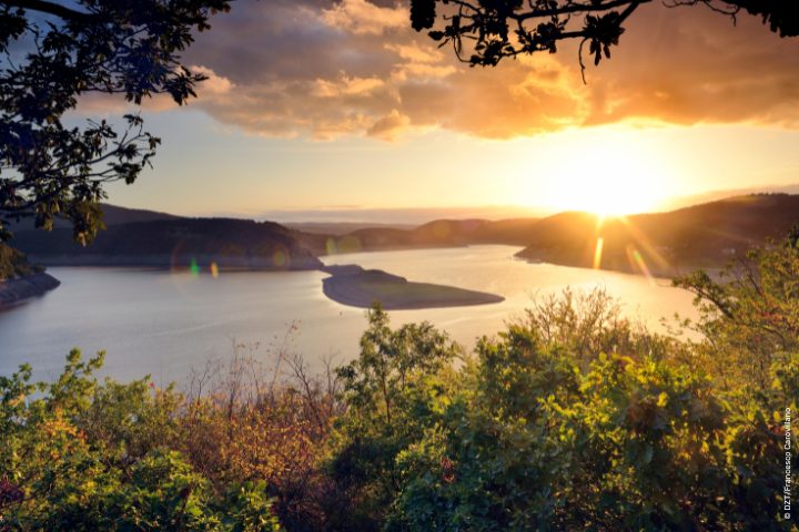 Paesaggio al tramonto in Assia, Germania