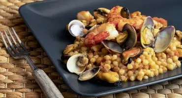 fregola con le vongole
