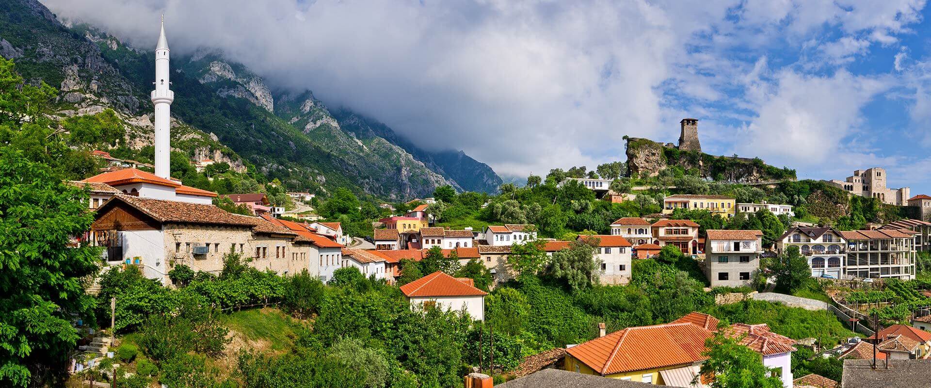 Vista panoramica di Tirana.