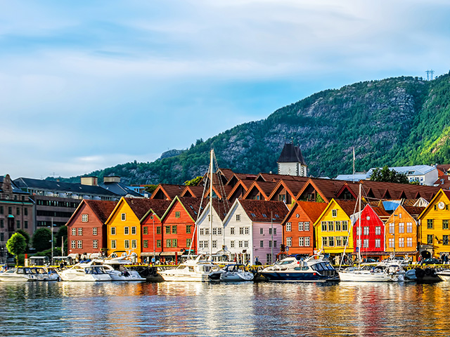 Prenota un volo + hotel per Bergen con eDreams.it
