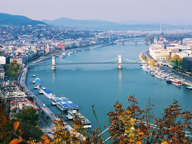 Prenota un volo + hotel per Budapest con eDreams.it