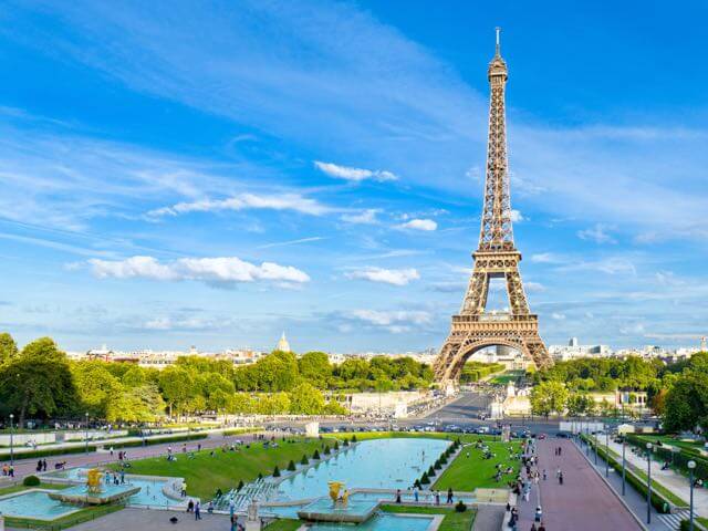 Prenota un volo + hotel per Parigi con eDreams.it