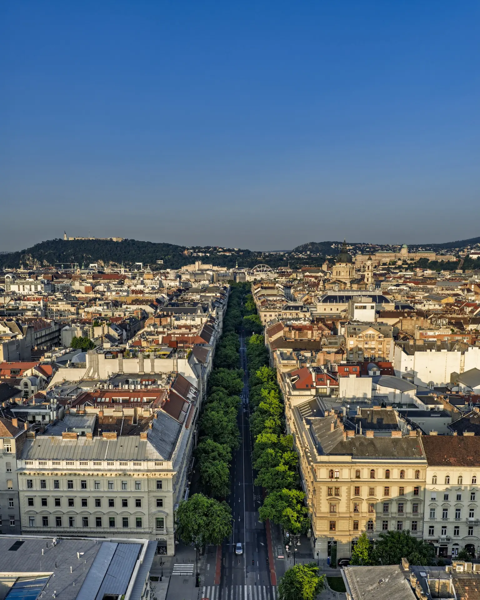 Gli Champs-Élysées di Budapest